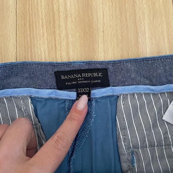 Banana Republic Men’s Chinos - Picture 3 of 4